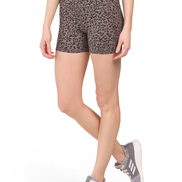 New Evolution & Creation Size M Active Wear Set - Picture 3 of 3